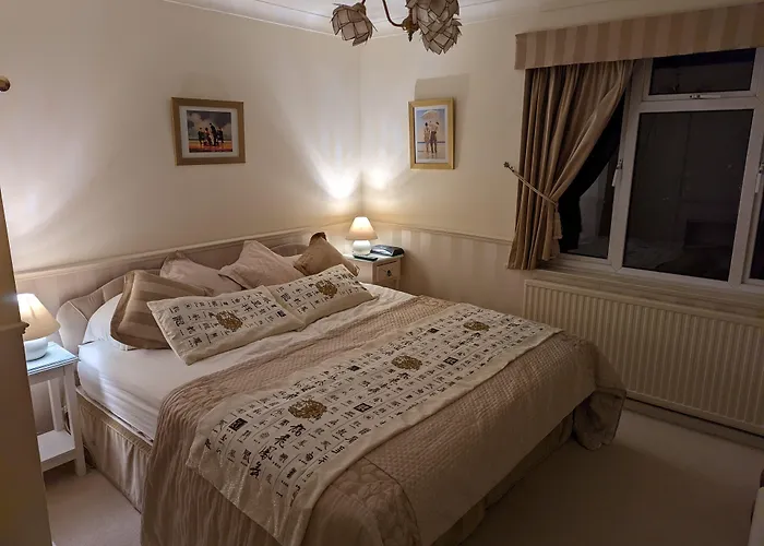 Summerfields House